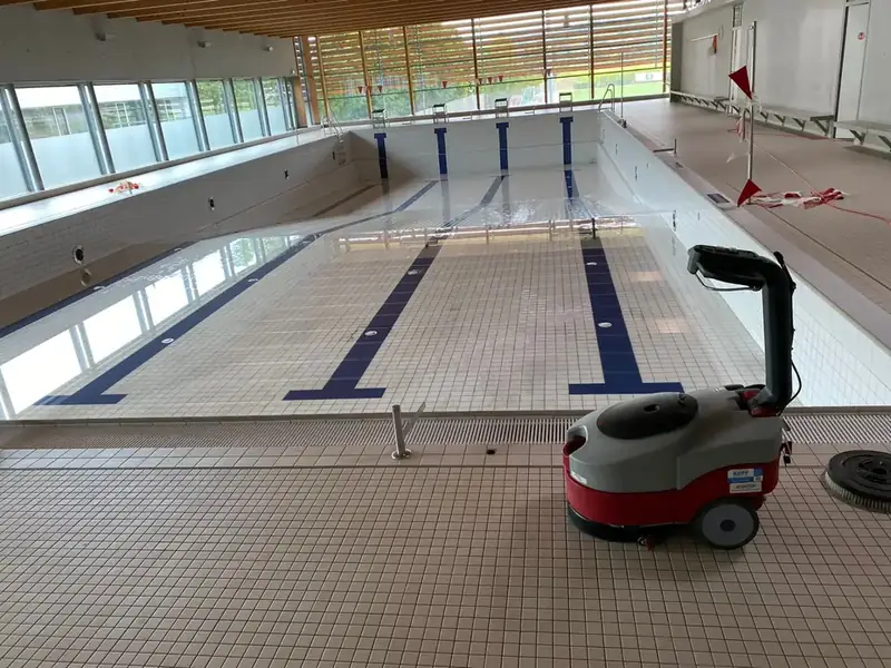 Unterhaltsreinigung Sporthallen-Umgang